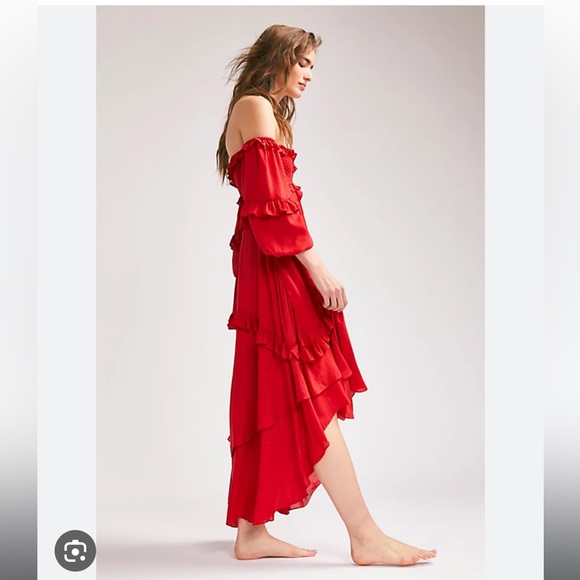 New With Tags Spell & the Gypsy Clementine Mermaid Maxi Dress Haute Red Medium - Picture 4 of 5